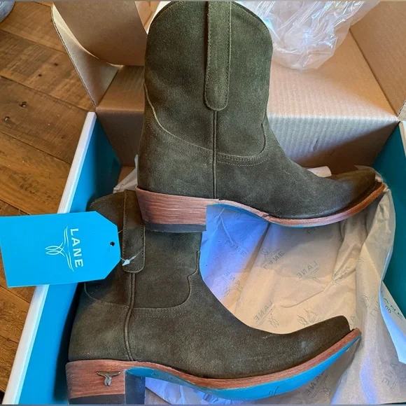 Lane Women’s Emma Jane Suede Western Booties Snip Toe 🫒 Olive Suede SZ8.5 New - Picture 2 of 7